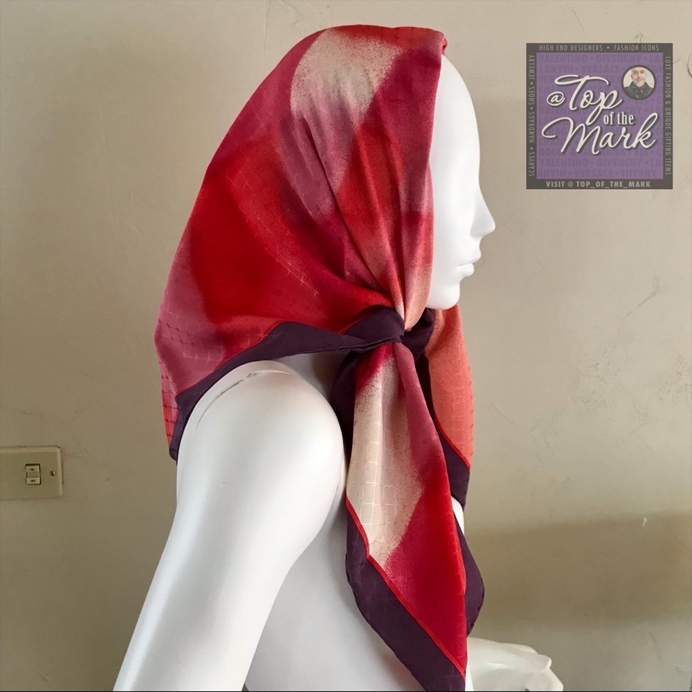 VALENTINO Silk Scarf Geometric VINTAGE - Picture 5 of 14